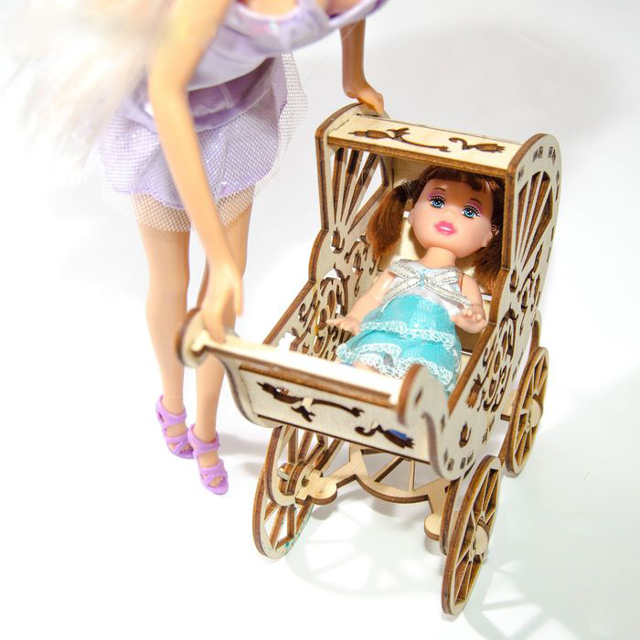 Сборная модель – Коляска для ребенка Barbie, 10 см  