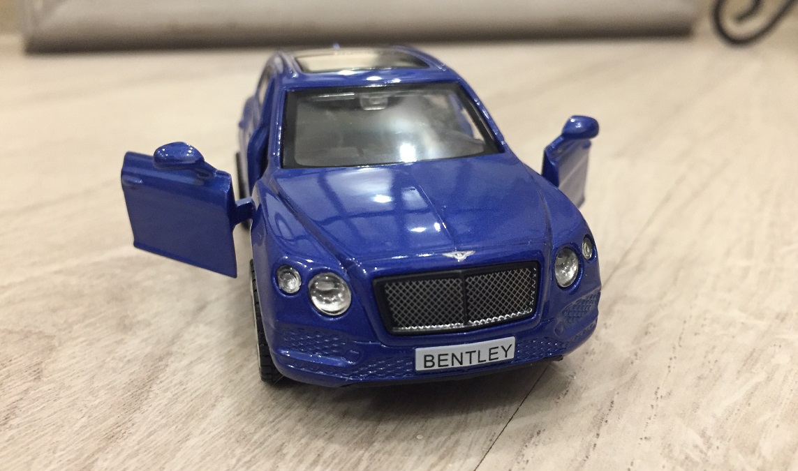 Металлическая инерционная машина - Bentley Bentayga, 1:45   