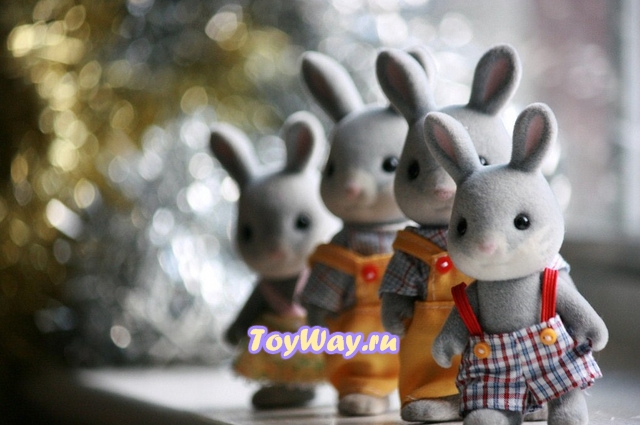 Sylvanian Families - Семья Серых Кроликов  