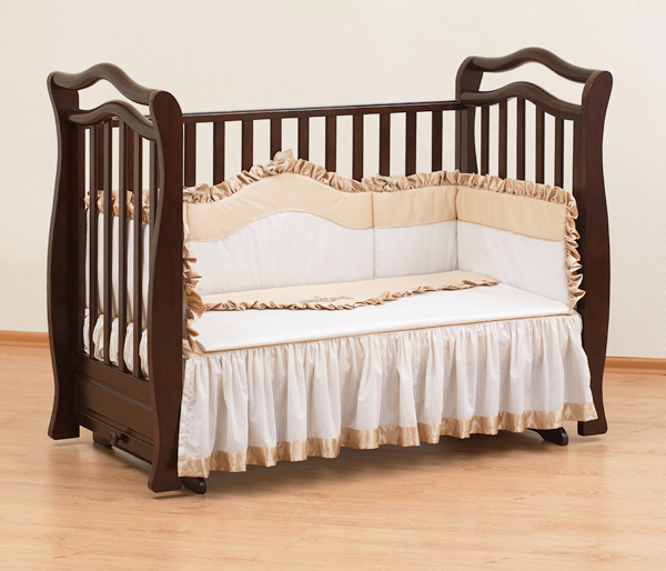 Кроватка для новорожденных Magico, шоколадная  