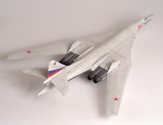 Сборная модель - Самолет Ту-160  