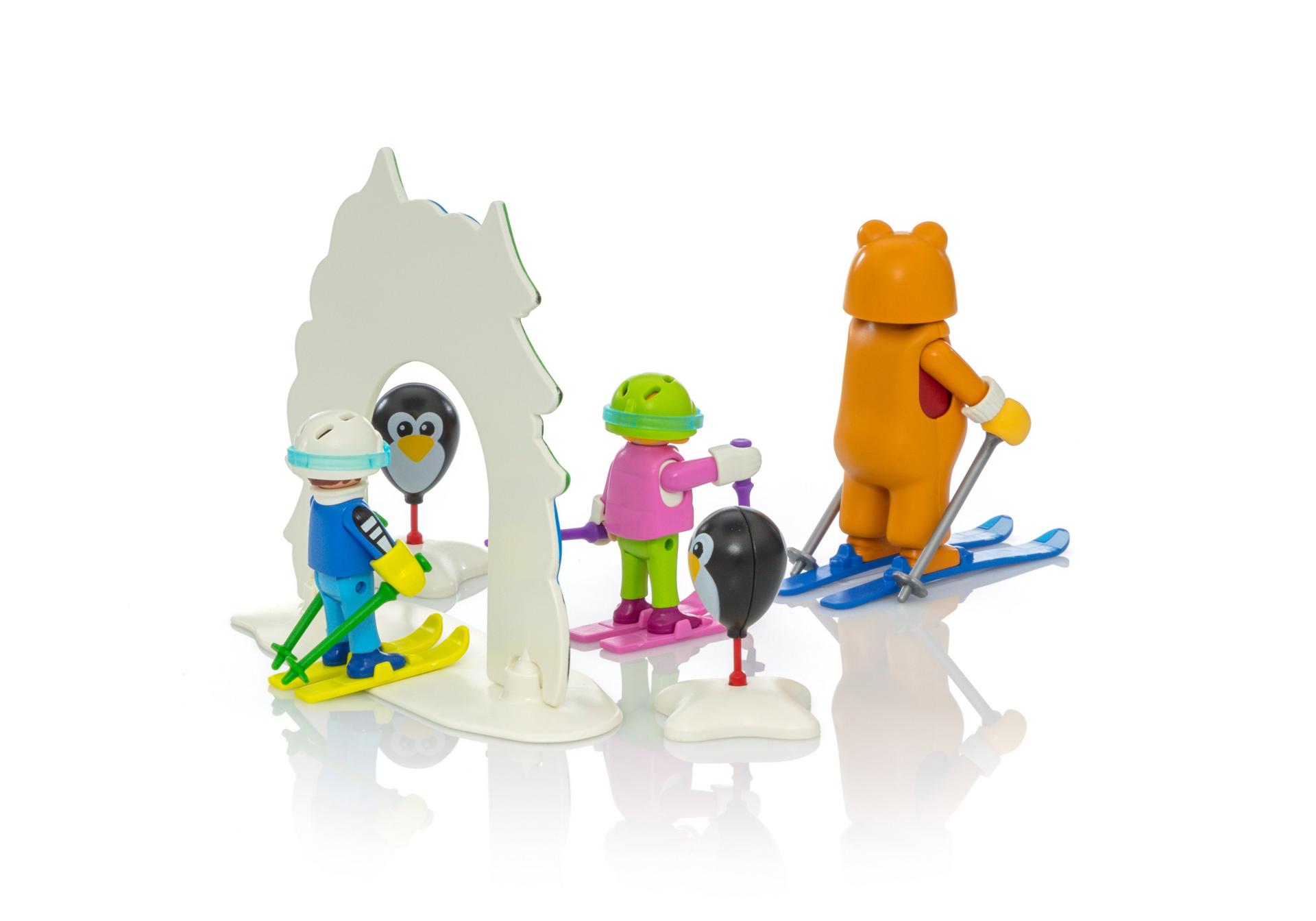 Игровой набор из серии Зимние виды спорта - Урок катания на лыжах  