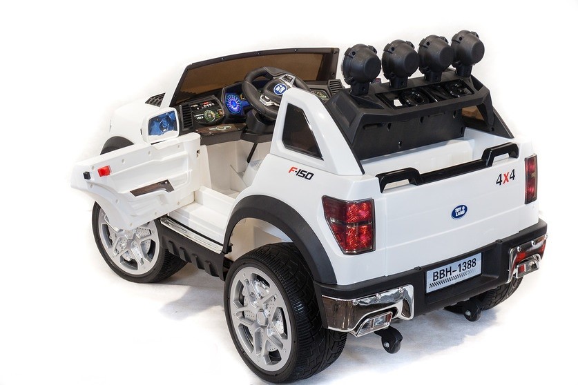 Электромобиль – Ford Ranger, белый, свет и звук  