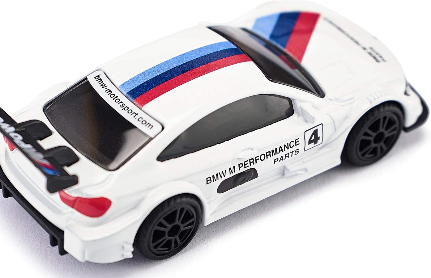 Спорткар BMW M4 Racing 2016  