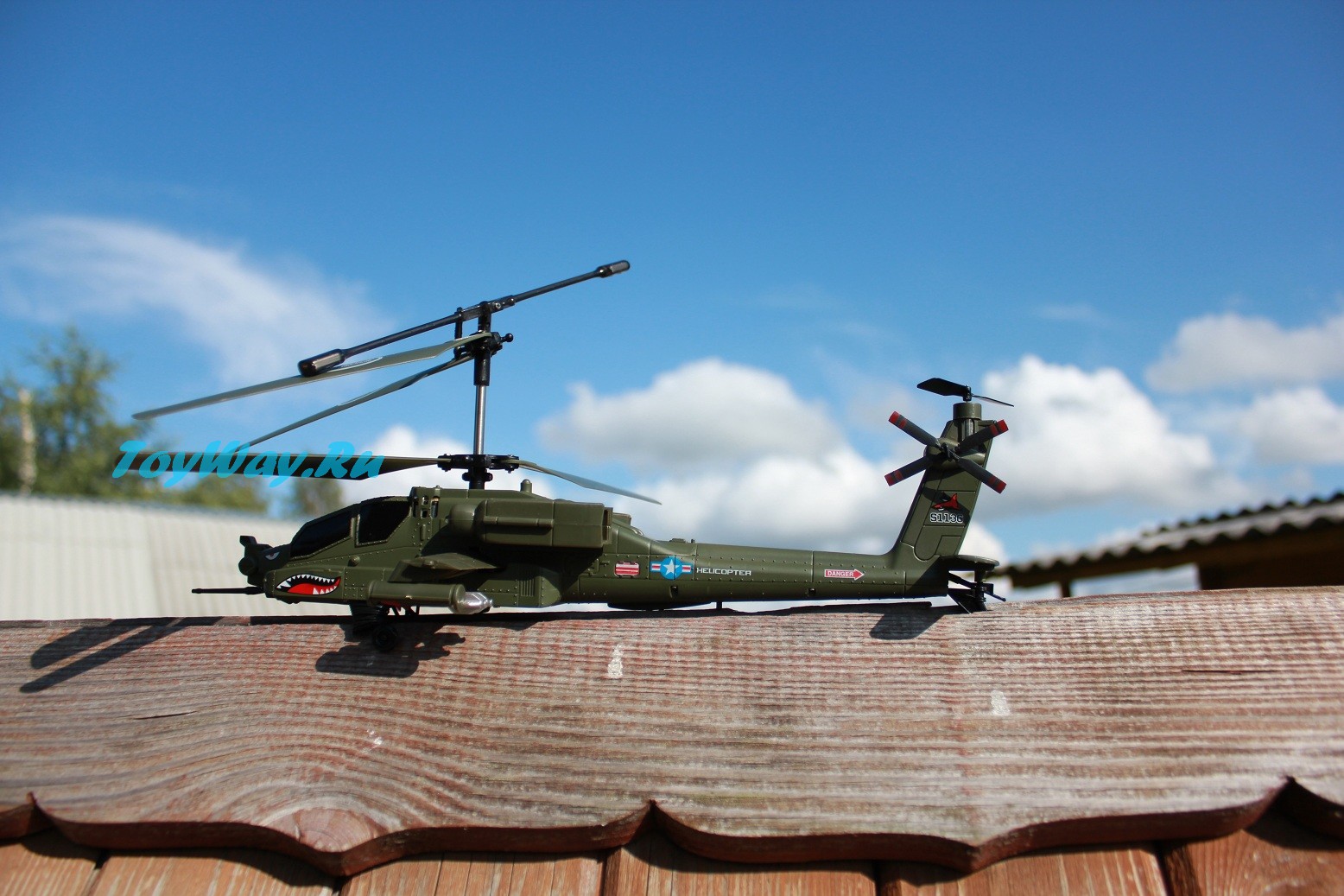Аpаche. Радиоуправляемый вертолёт со встроенным гироскопом  