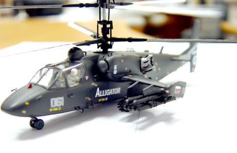 Подарочный набор – набор – Модель для склеивания -  Вертолёт Ка-52 Аллигатор  
