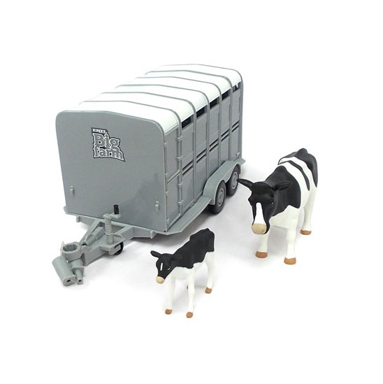 Трейлер для перевозки животных с коровой и теленком  