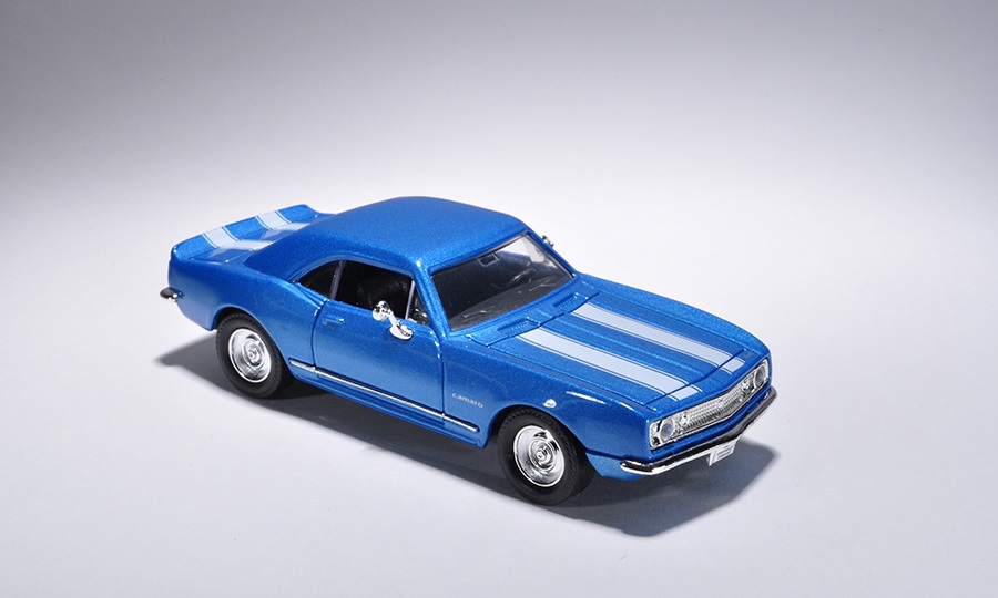 Модель автомобиля 1967 года - Шевроле Camaro Z-28, 1/43  