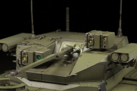 Модель сборная - Российская боевая машина Т-15 Армата  