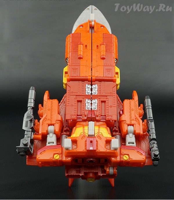 Titans Return. Трансформер Sentinel Prime, серия Войны Титанов