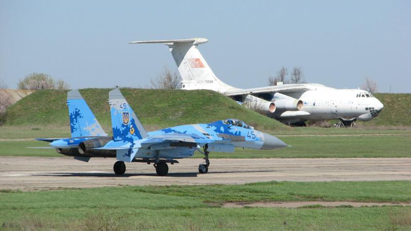 Сборная модель - Самолёт Су-27УБ Русские Витязи  