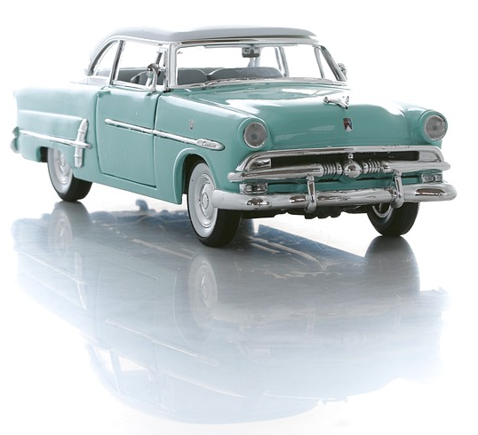 Винтажная машинка Ford Victoria 1953, масштаб 1:24 Винтажная машинка Ford Victoria 1953, масштаб 1:24Ford<br>Винтажная машинка Ford Victoria 1953, масштаб 1:24<br>
