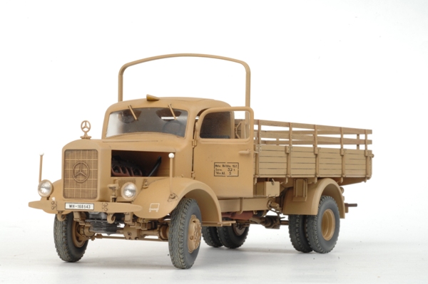 Набор подарочный для сборки «Немецкий тяжёлый грузовик L4500A»  