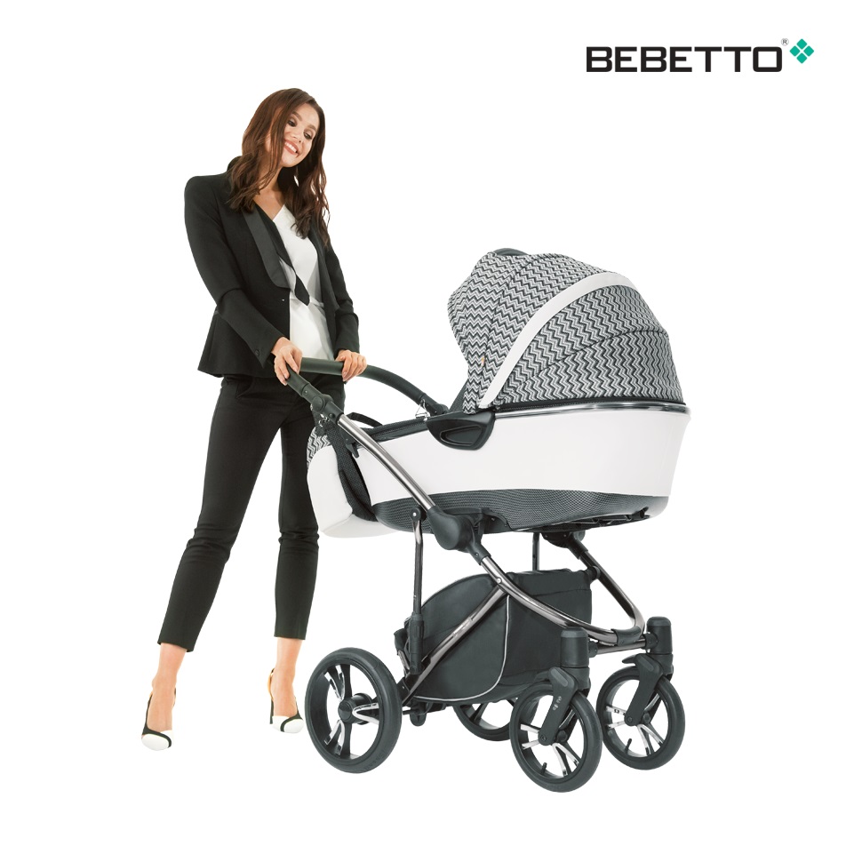 Детская коляска Bebetto Bresso Premium Class Chanel 2 в 1, шасси хромированное, цвет – светло-серый   