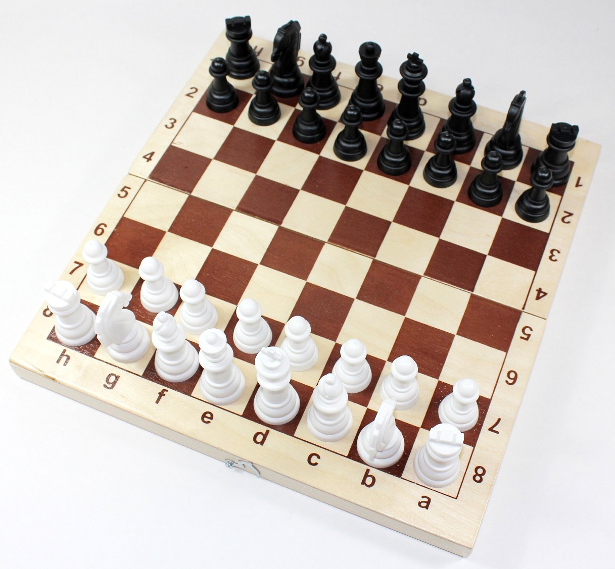 Шахматы и шашки  