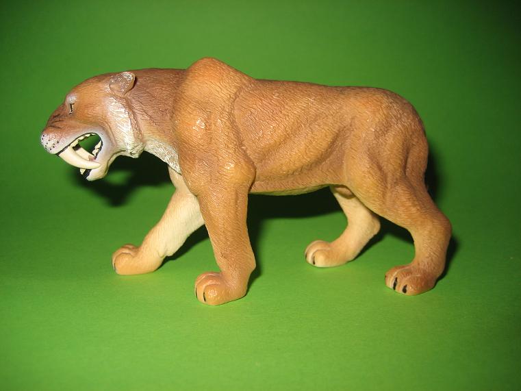 Фигурка Саблезубая кошка, 12 см  
