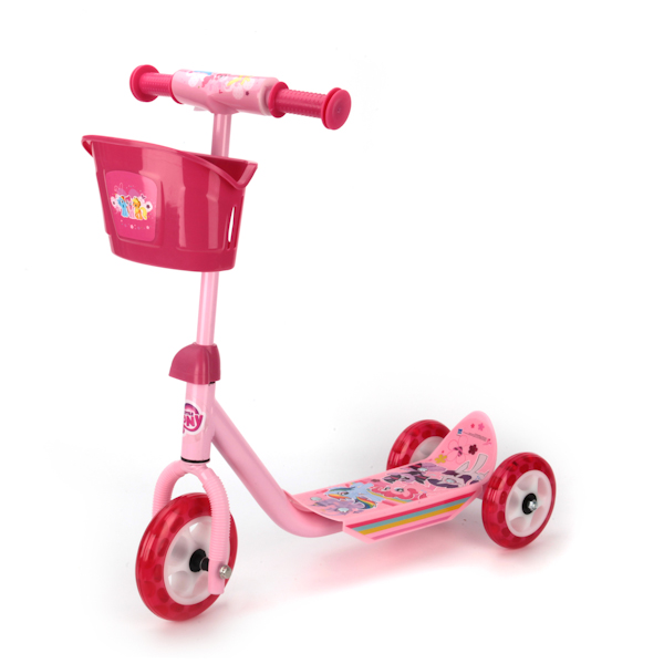Трехколесный самокат Hasbro – Мой маленький пони, пластик, колеса пвх, нагрузка до 20 кг Трехколесный самокат Hasbro – Мой маленький пони, пластик, колеса пвх, нагрузка до 20 кгТрехколесные самокаты<br>Трехколесный самокат Hasbro – Мой маленький пони, пластик, колеса пвх, нагрузка до 20 кг<br>