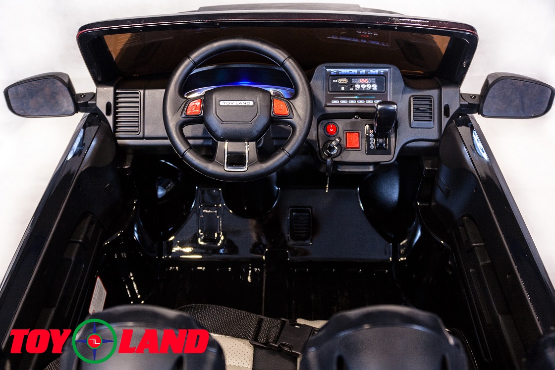 Электромобиль Range Rover черного цвета  
