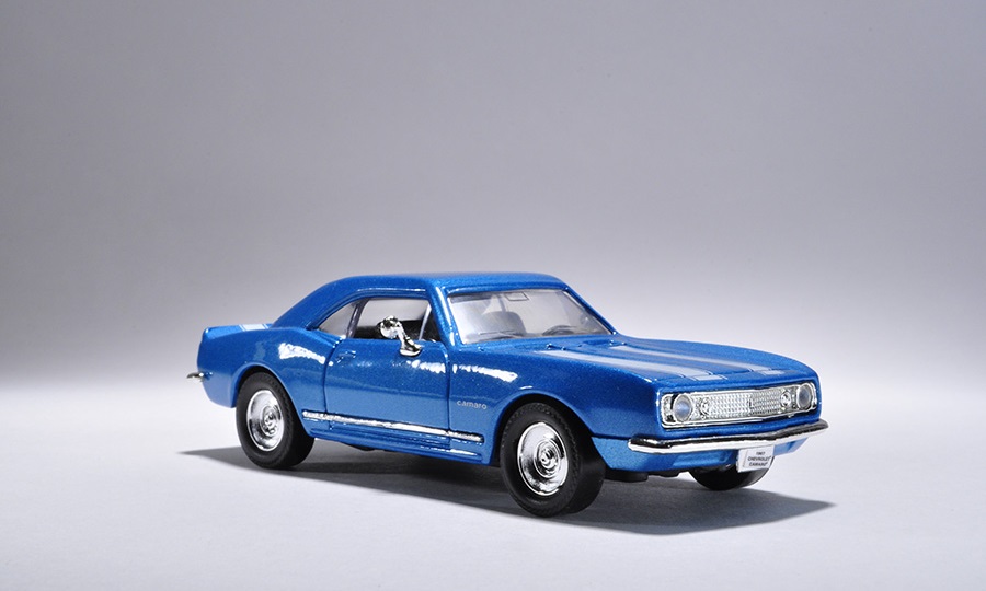 Модель автомобиля 1967 года - Шевроле Camaro Z-28, 1/43  