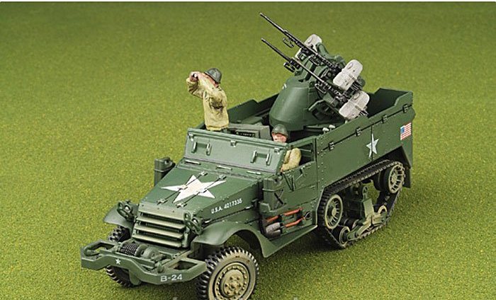 Коллекционная модель - Многоствольный самоходный пулемёт M16, США, 1:32