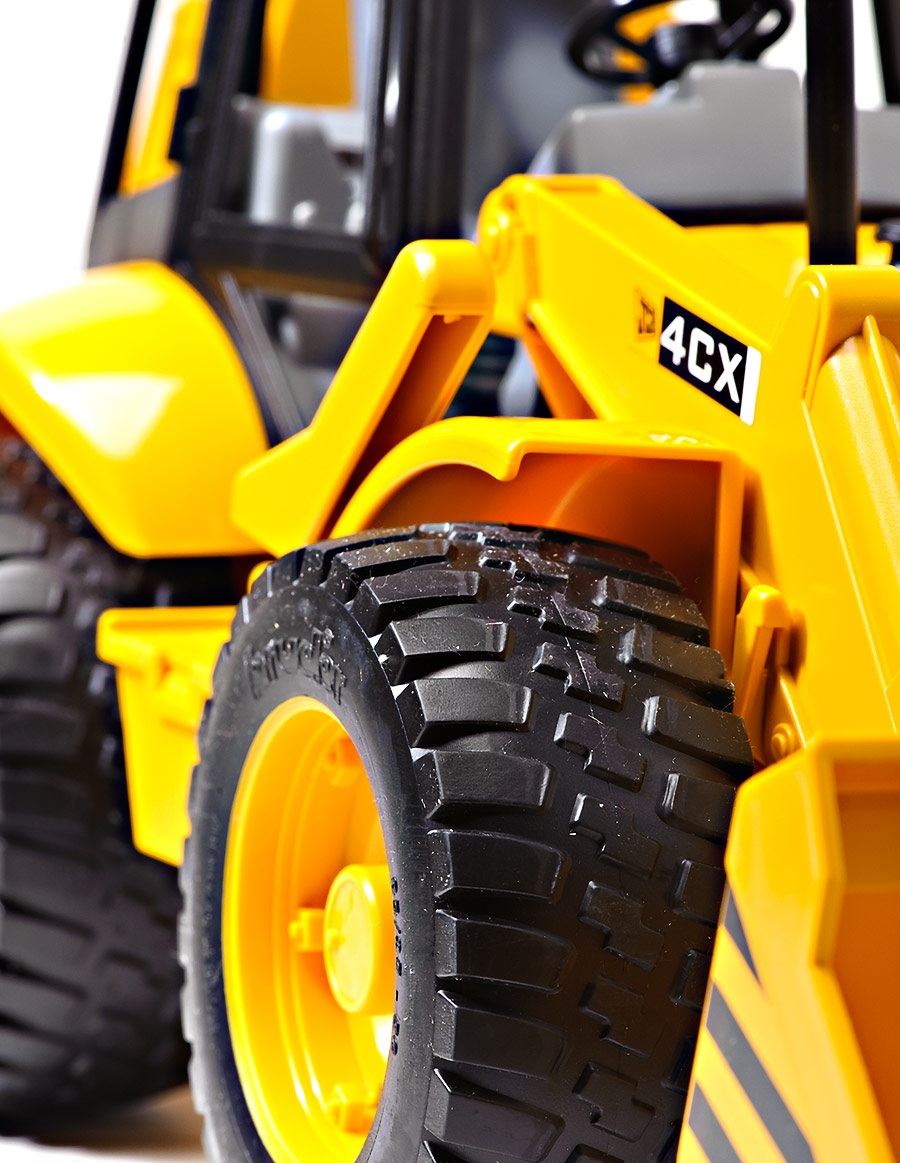 Экскаватор – погрузчик колёсный Bruder JCB 4CX   