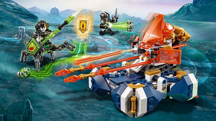 Конструктор Lego Nexo Knights - Летающая турнирная машина Ланса  