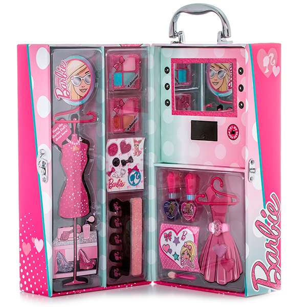 Набор детской декоративной косметики из серии Barbie, в чемодане с подсветкой Набор детской декоративной косметики из серии Barbie, в чемодане с подсветкойЮная модница, салон красоты<br>Набор детской декоративной косметики из серии Barbie, в чемодане с подсветкой<br>