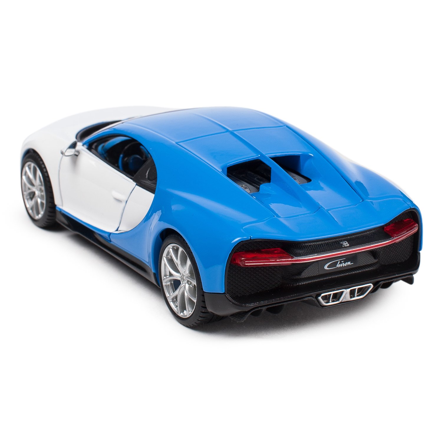 Модель машины - Bugatti Chiron, 1:24  
