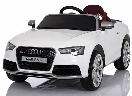 Электромобиль Audi RS5 белый 