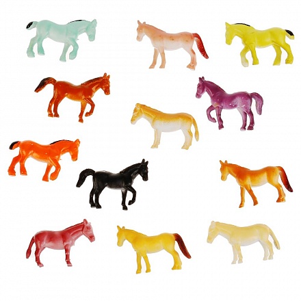 Фигурки пластизоль из серии Рассказы о животных – Лошади, 12 видов  