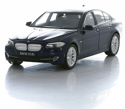 Машинка BMW 535i, масштаб 1:24 
