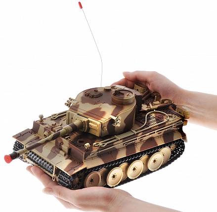 Стреляющий танк на радиоуправлении 