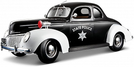 Ford Deluxe-Police 1939 года, масштаб 1:18 