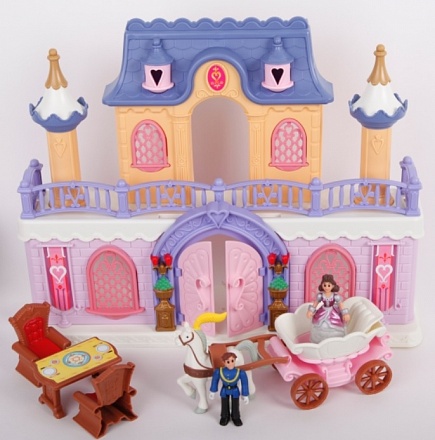 Игровой набор Fantasy Palace - дворец с каретой и предметами 