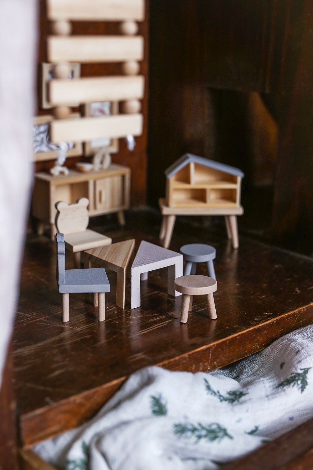 Набор деревянной мебели для домика Сделай сам - Игрушки  