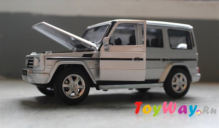 Модель машины - Mercedes-Benz G-Class, масштаб 1:24  