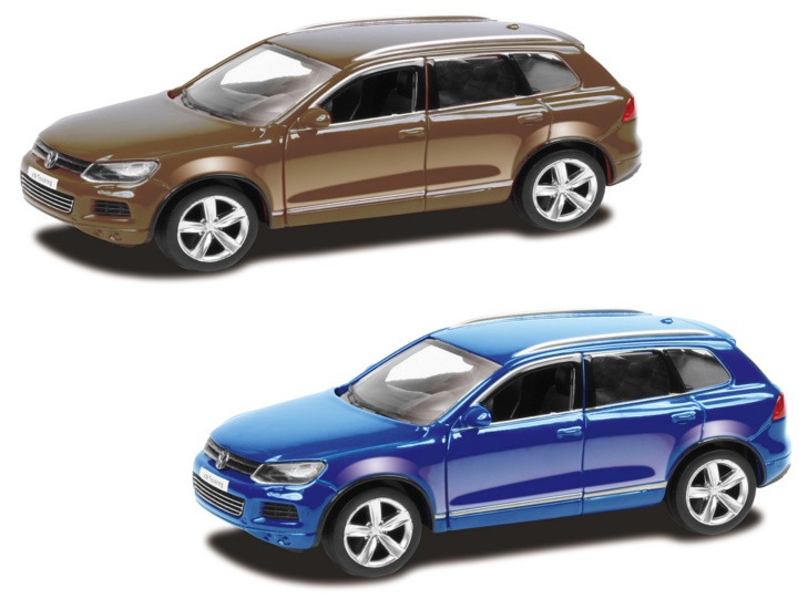 

Машина металлическая Volkswagen Touareg 1:64, 2 цвета – синий или коричневый