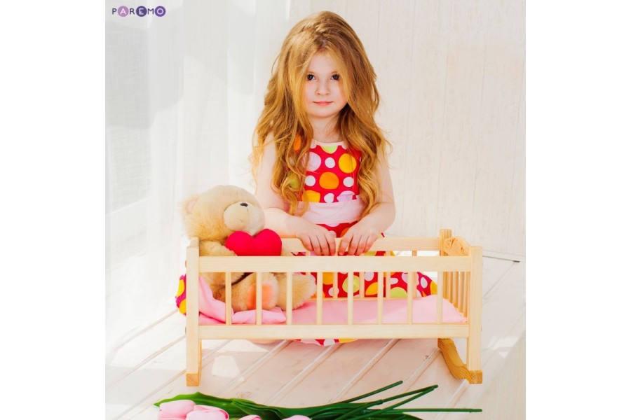 Деревянная кроватка-люлька для кукол, розовый текстиль  