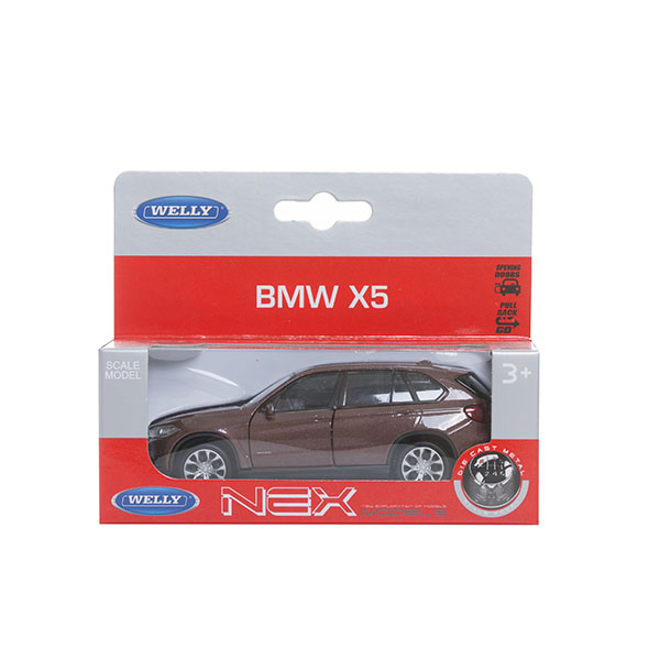 Модель - BMW X5, кузов F15, 1:34-39  