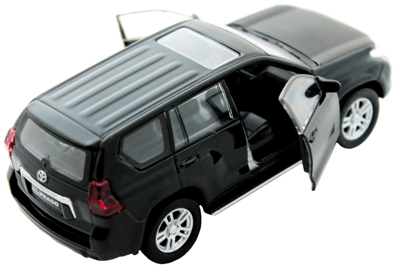 Модель машины - Toyota Land Cruiser Prado, масштаб 1:34-39  