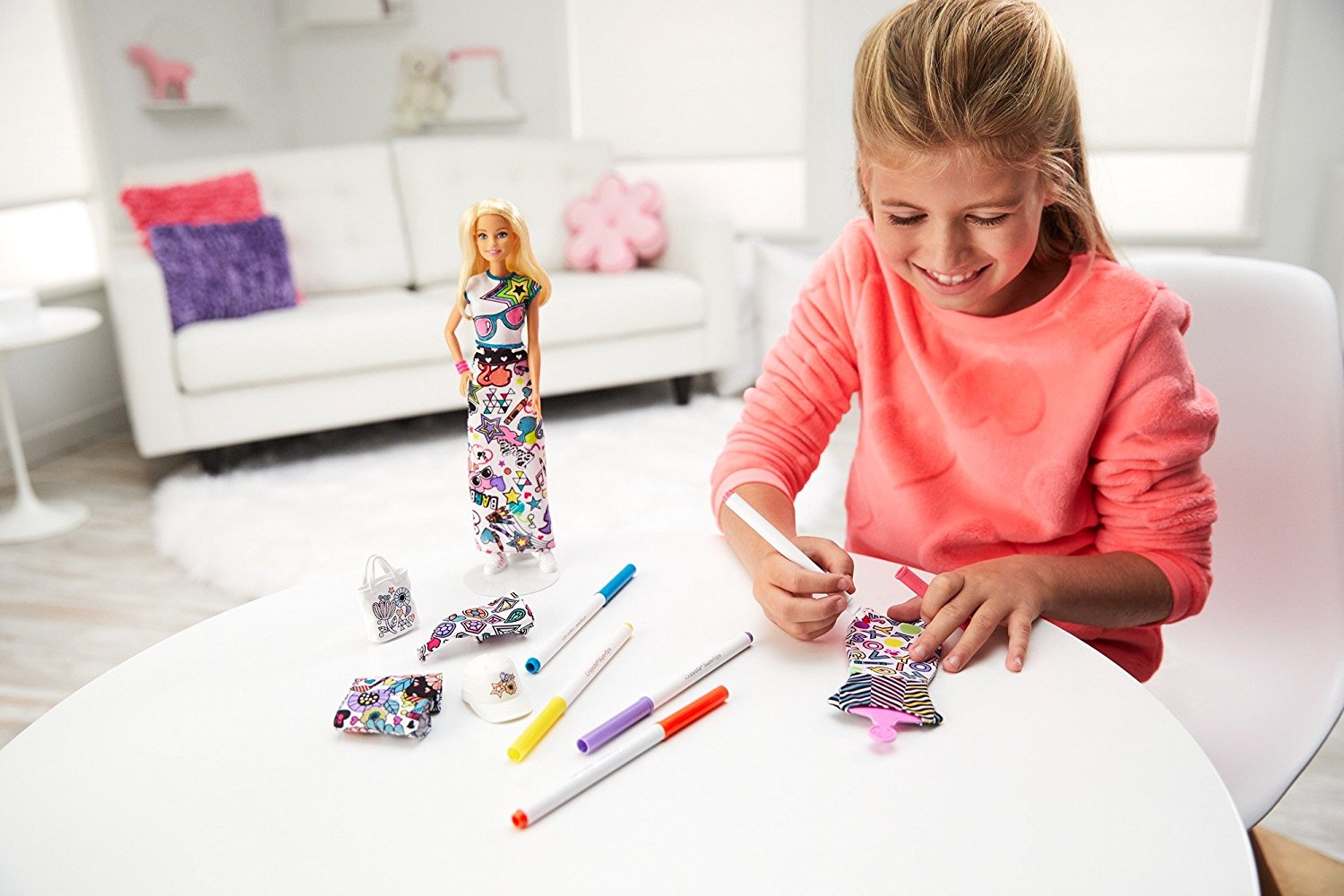 Кукла Barbie Crayola с одеждой-раскраской  