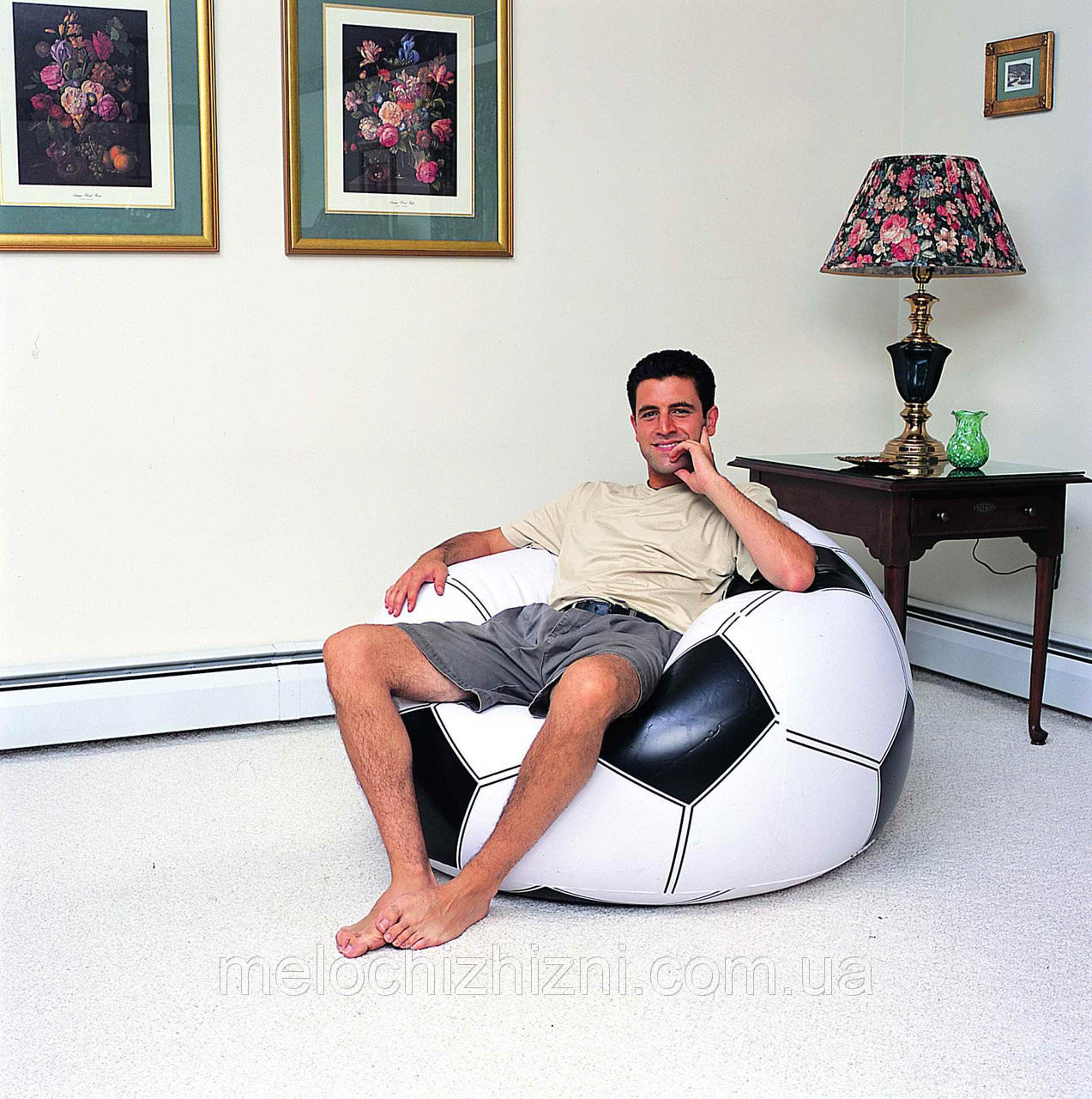 Надувное кресло - Футбольный мяч, 114 х 112 х 66 см.  