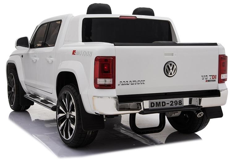 Электромобиль Volkswagen Amarok, белого цвета  