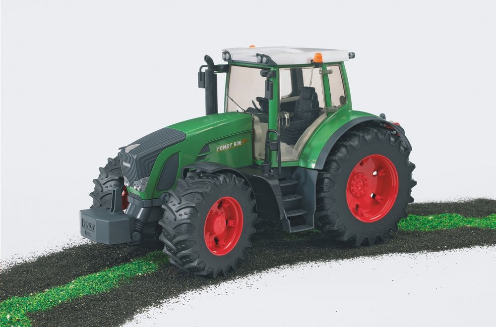 Трактор Bruder Fendt 936 Vario  