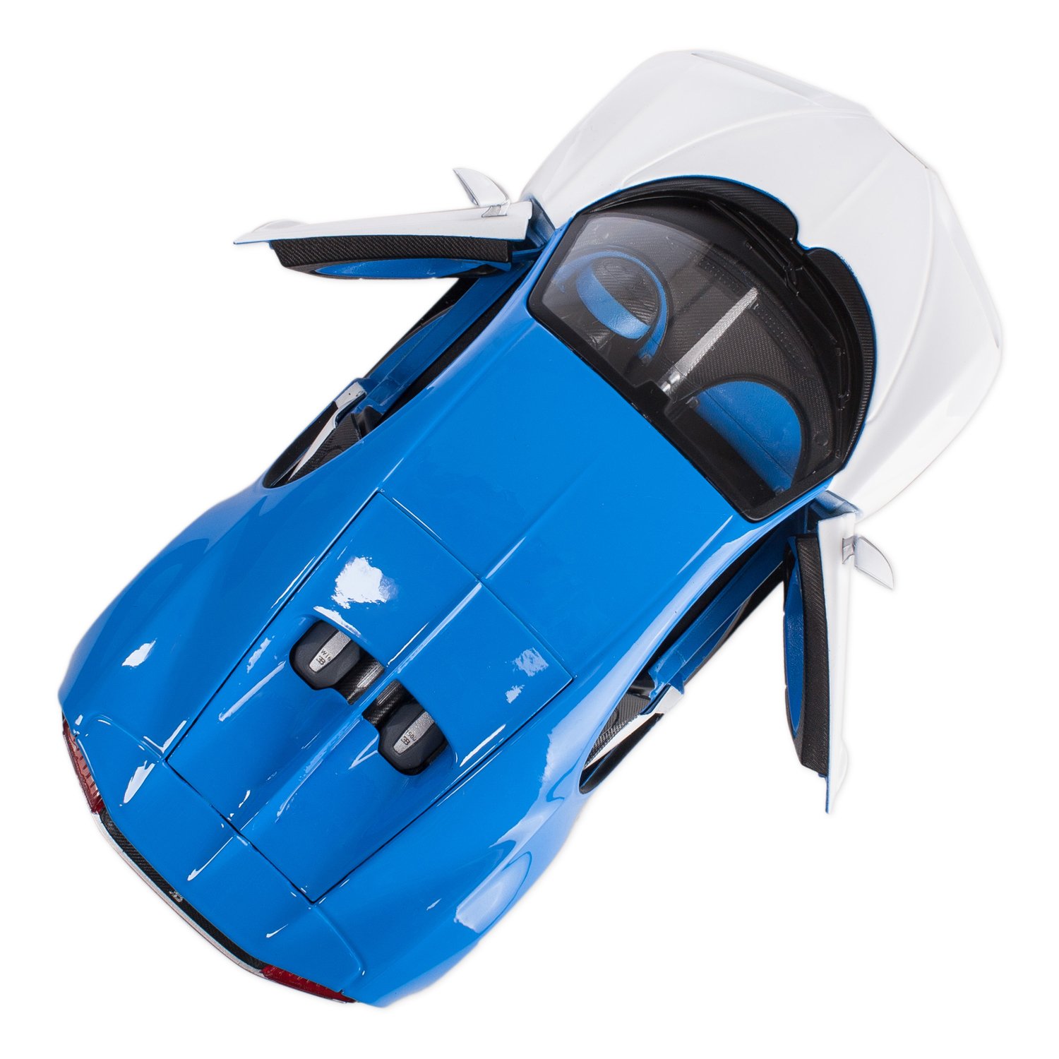 Модель машины - Bugatti Chiron, 1:24  