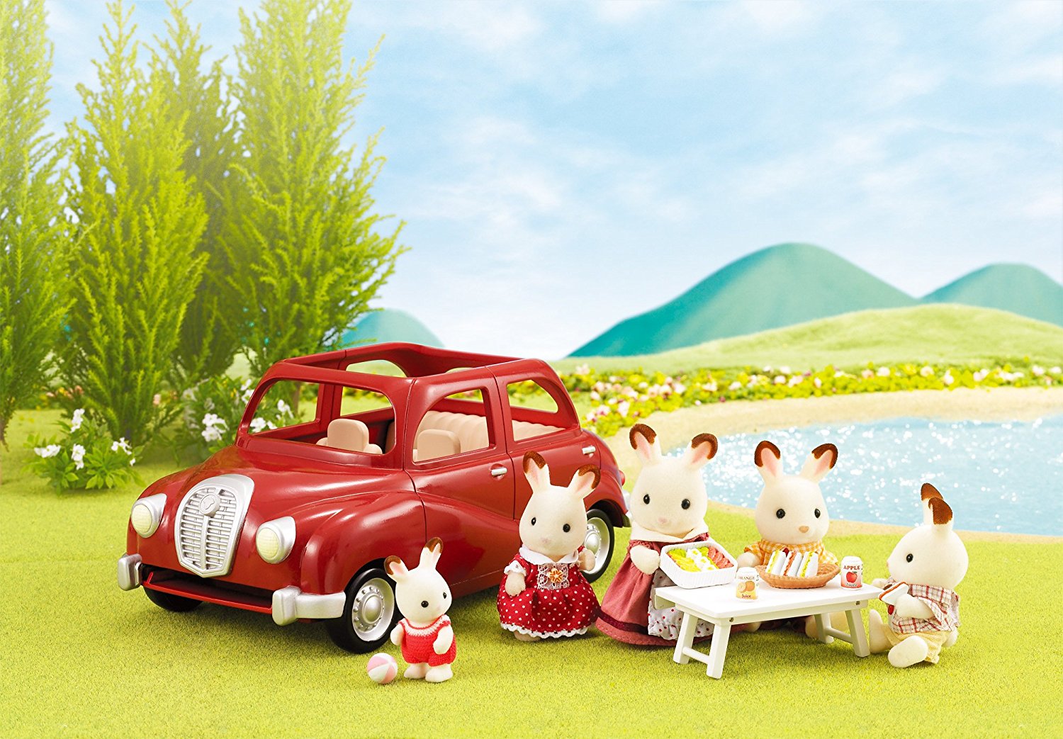 Красный семейный автомобиль для Sylvanian Families  