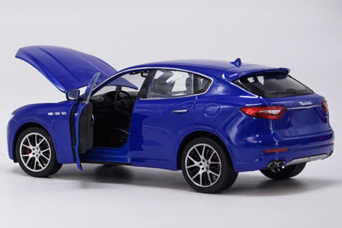 Модель машины 1:24 Maserati Levante  