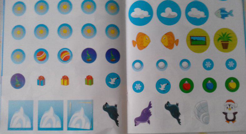 Книжка развивающая из серии Послушные пальчики: Пингвиненок, с наклейками  