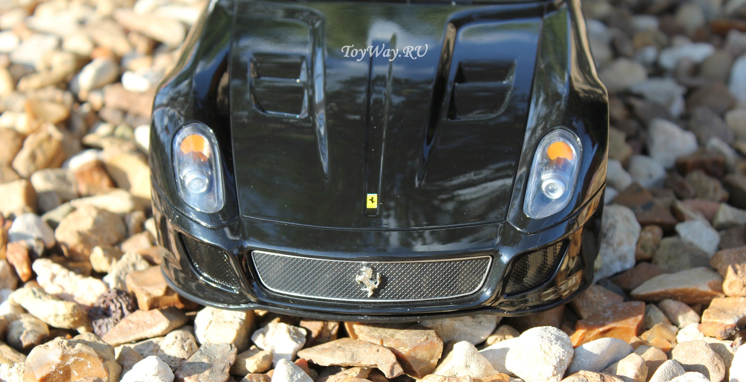 Ferrari 599 GTO на радиоуправлении, масштаб 1:14  