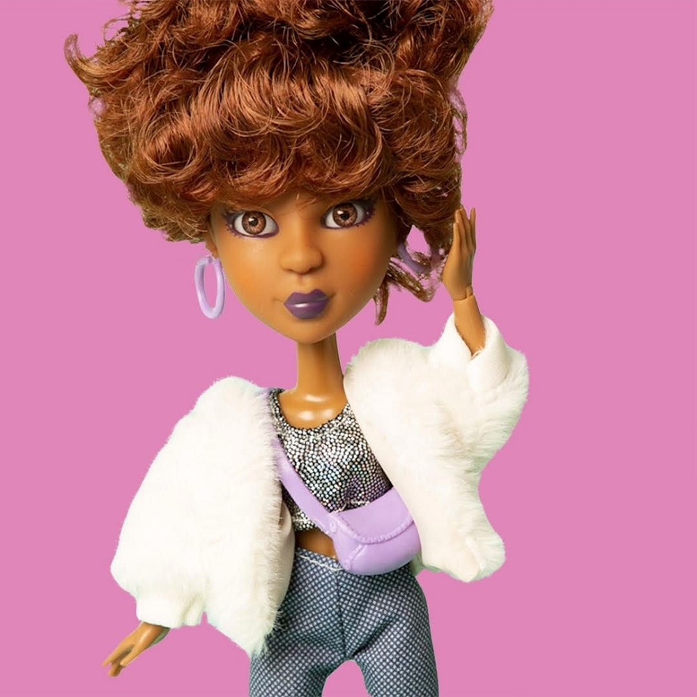 izzy snapstar doll